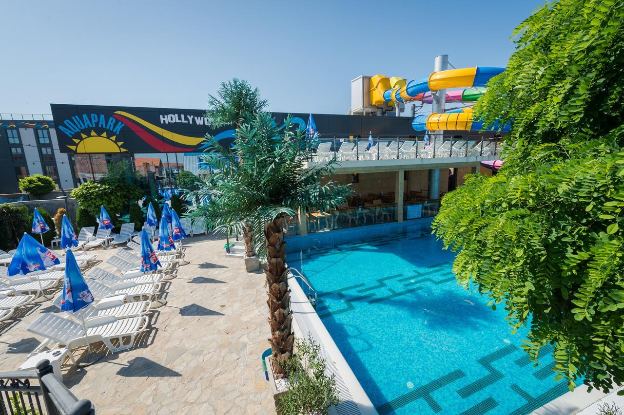 Garni Hotel Hollywoodland Wellness & Aquapark Belgrado Exterior foto