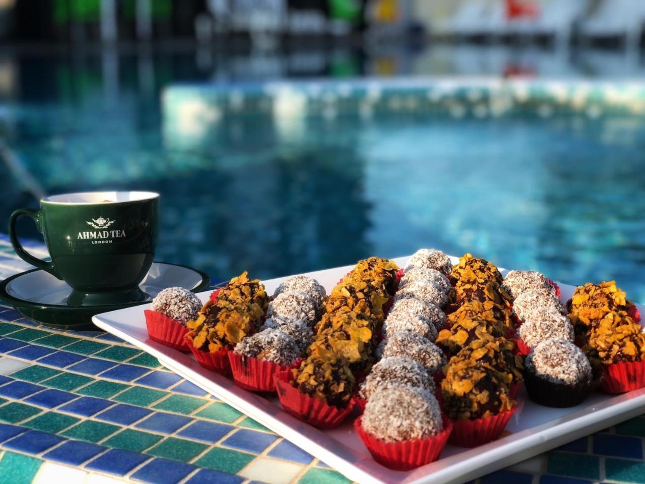 Garni Hotel Hollywoodland Wellness & Aquapark Belgrado Exterior foto